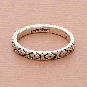 JAMES AVERY Floral Garland band